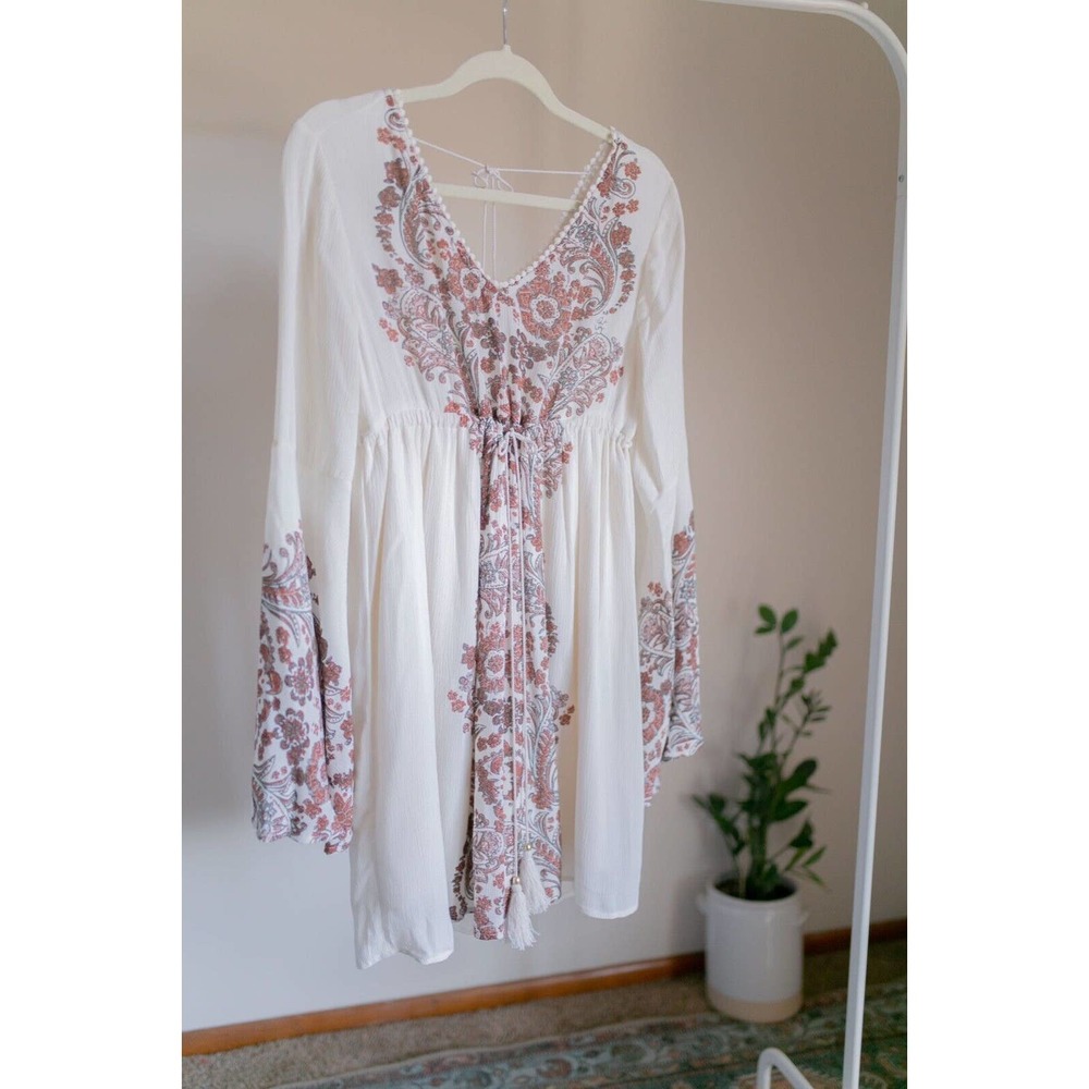 Xhilaration Embroidered Mini Boho Dress Ivory/Paisley Fit and Flare SZ S
